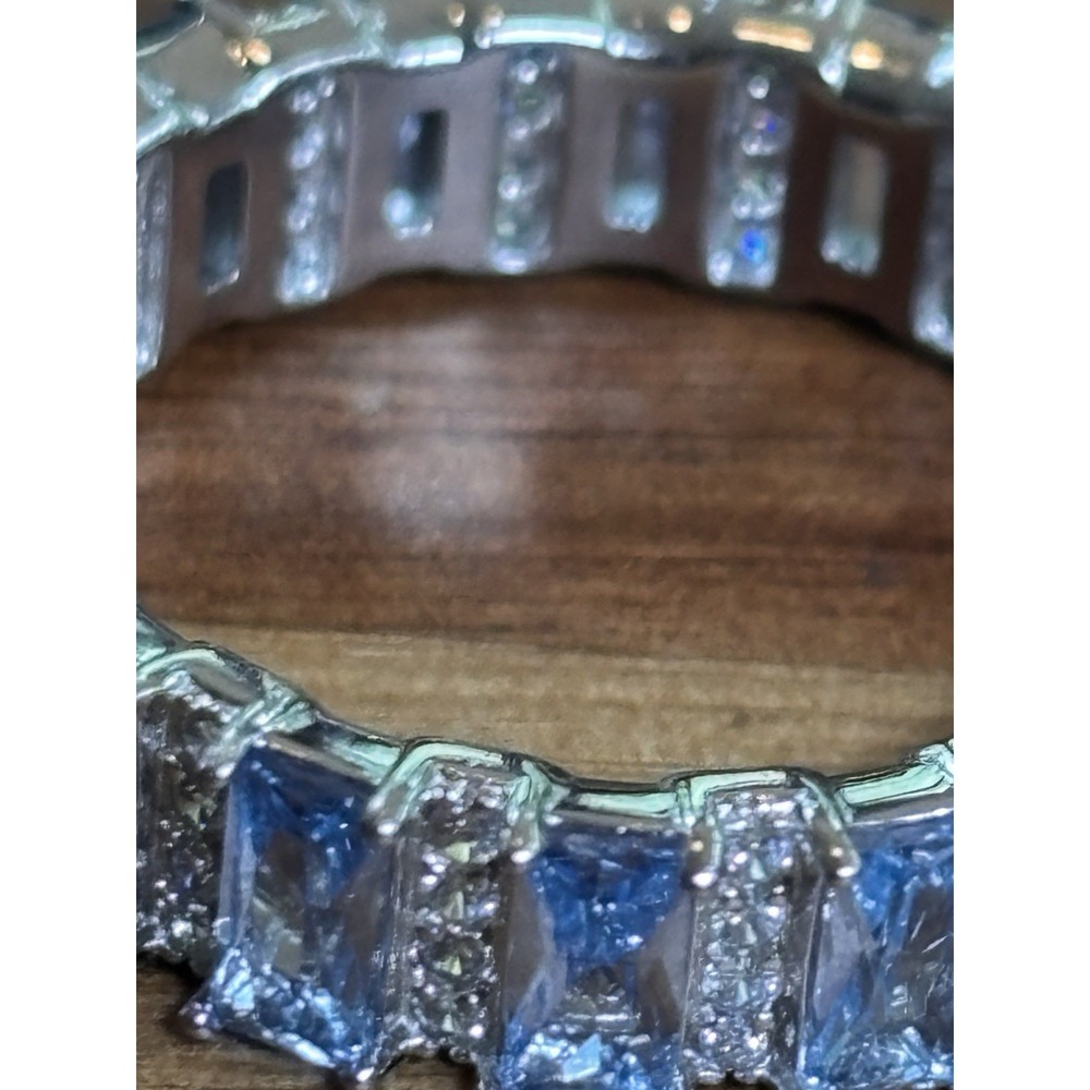 925 Sterling Silver Blue Topaz Eternity Ring Size 8.5 - Picture 3 of 9